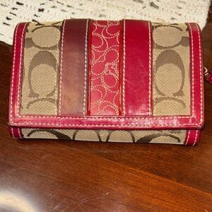 Coach Hampton Signature crimson stripe vintage Canvas Leather Wallet.